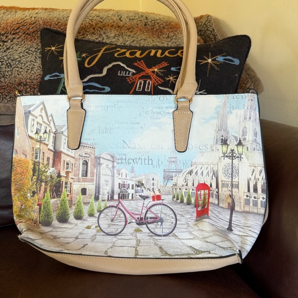 Cute French Themed Bag - Picture 1 of 1